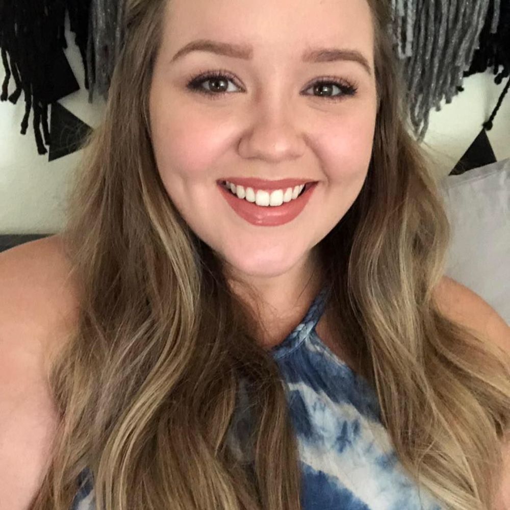 Meet your Posher, Alli